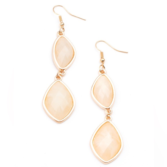 NWT Gold & Cream Earrings - Picture 3 of 3